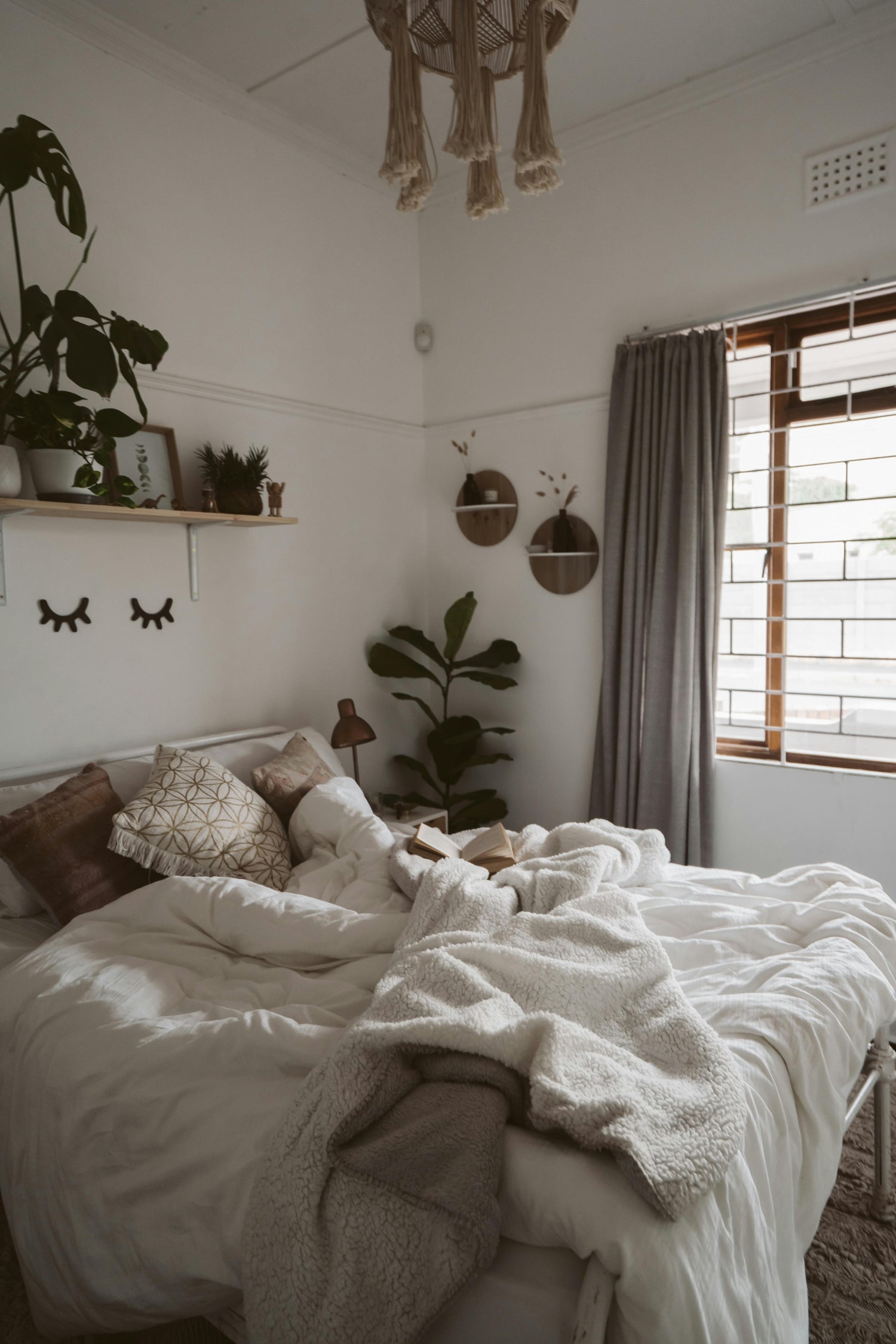 Home Goods & Decor